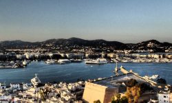 ibiza_bei_nacht_1_1920x690