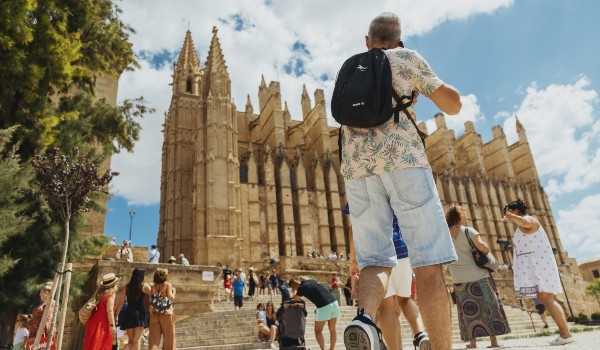 Palma Stadt inkl. Kathedralenbesichtigung und Freizeit – Bild 3
