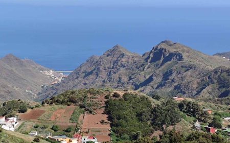 la_laguna_santa_cruz_1_1920x690